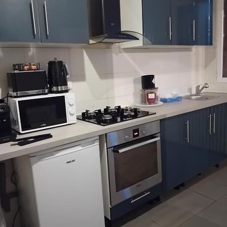 Une Maison En Ville Saint-Denis  Eksteriør bilde